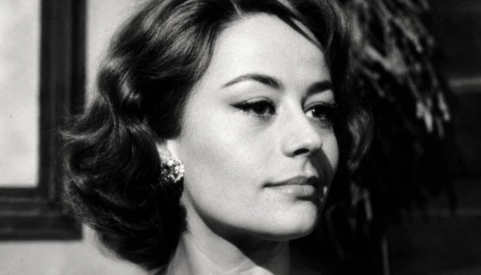 Annie-Girardot-portrait