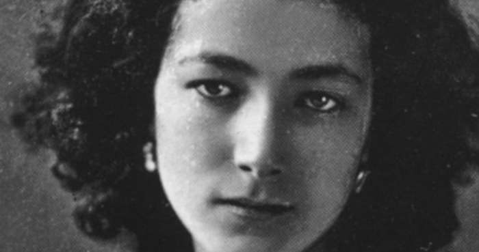 Sarah-Bernhardt-PORTRAIT