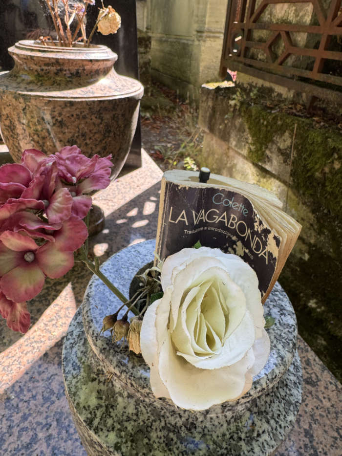 colette-tombe-pere-lachaise-lavagabonda